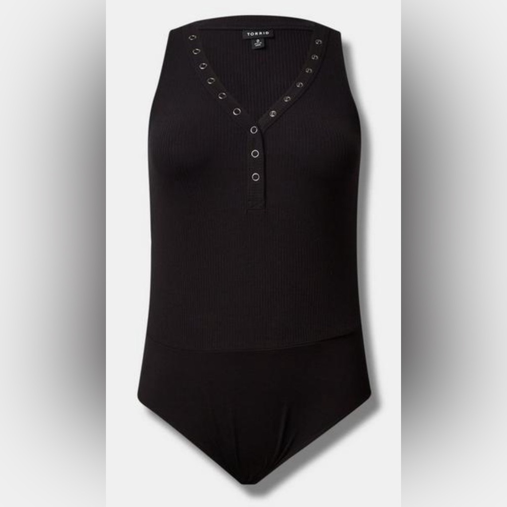NWOT - Torrid Everyday Rib Curved Henley Bodysuit - size 3
